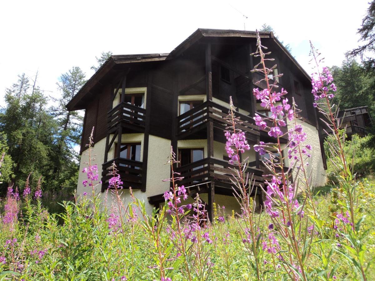 Chalet Les Arolles 레오레스 외부 사진